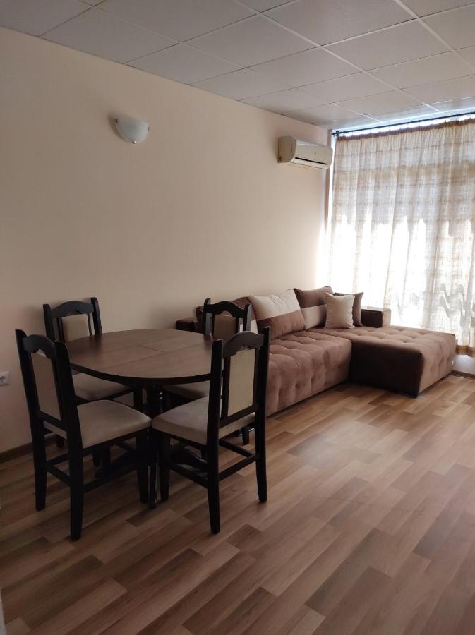 Dunav-Lazur Apt.5 Равда Екстер'єр фото